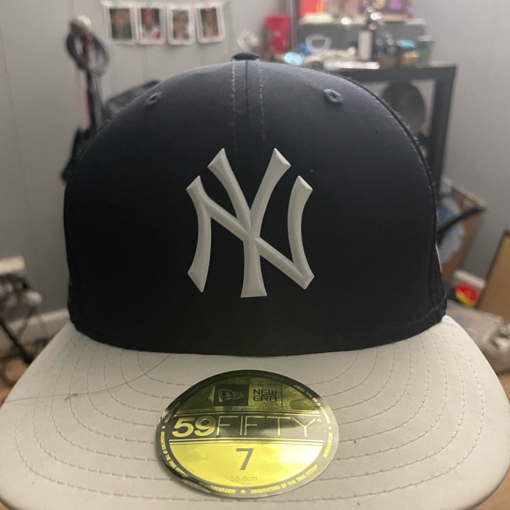 MLB hat